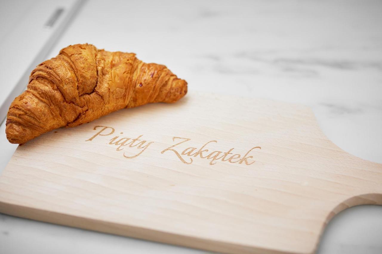 Piaty Zakatek Apartment Чаплинек Екстериор снимка